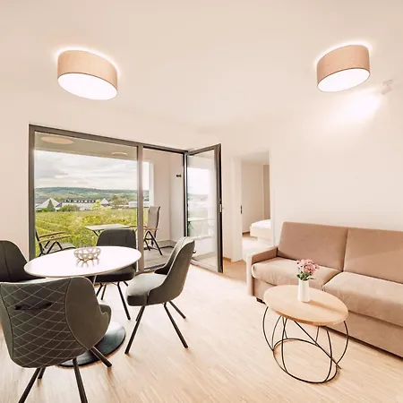 Zeit Bei Sauerweins 3*